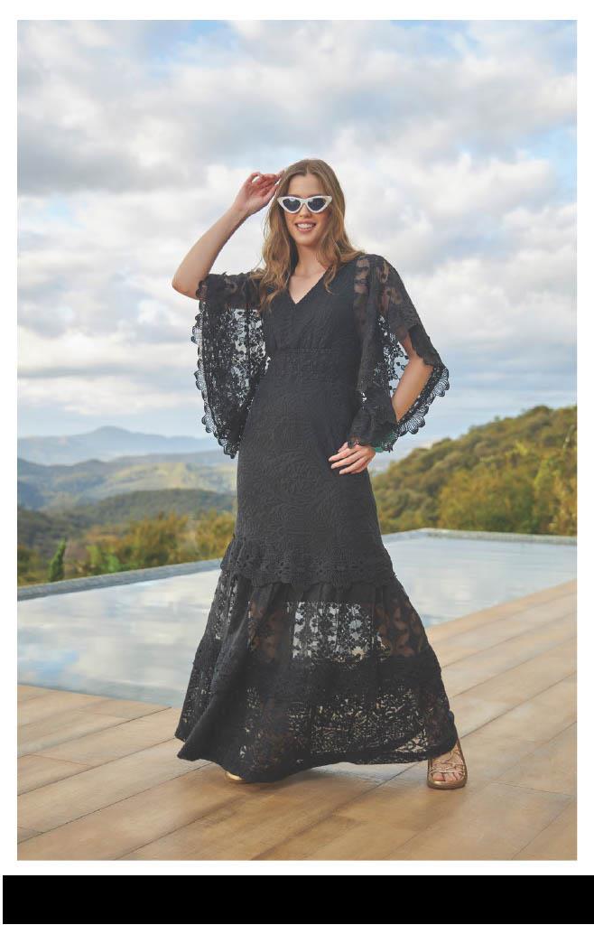 Vestido Preto em Renda 